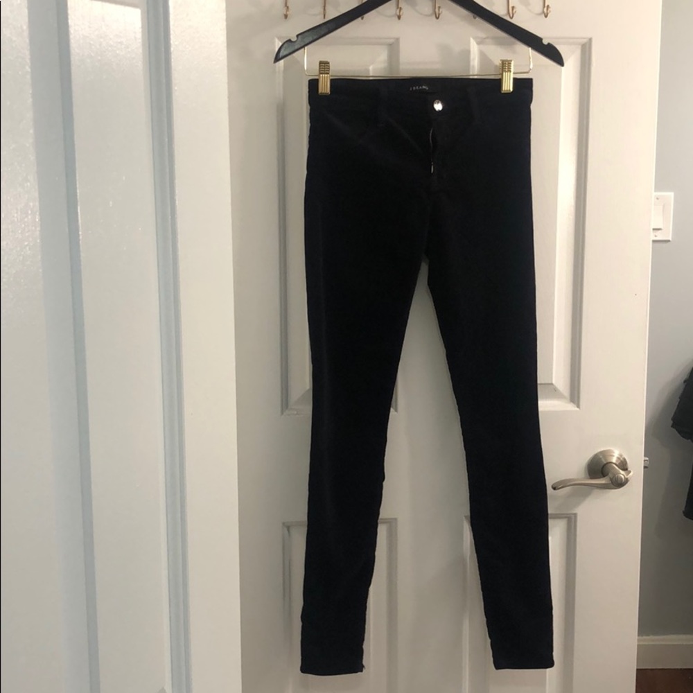 j Brand velvet skinny jean in dark twilight